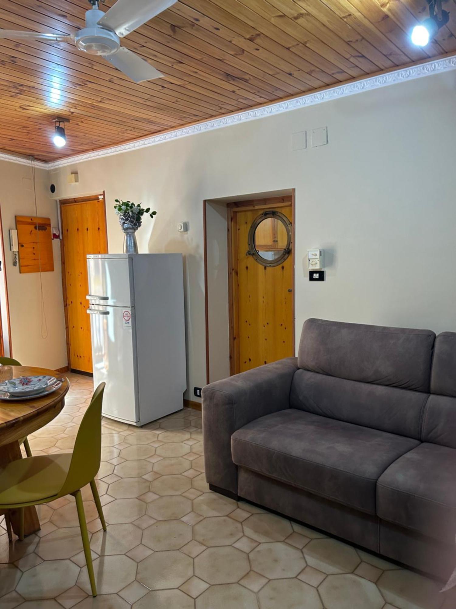 Casa Vacanze Romana 19 Giubileo 2025 Nettuno Exterior foto